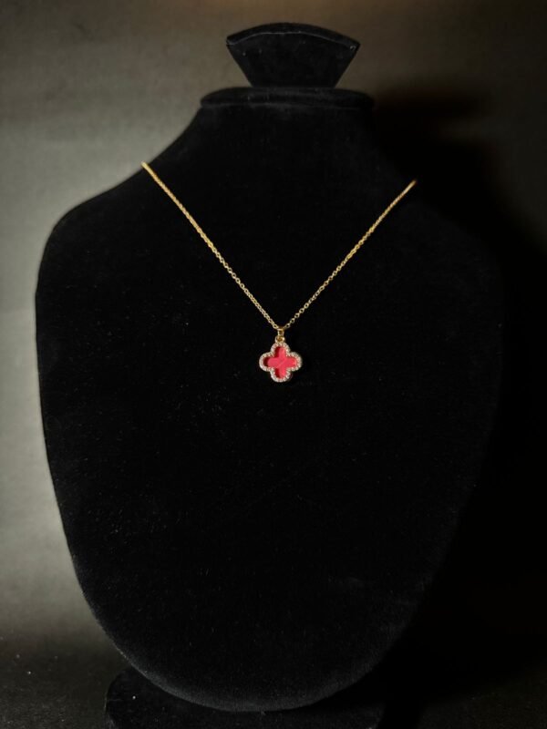 Clover Pendant Necklace - Image 2